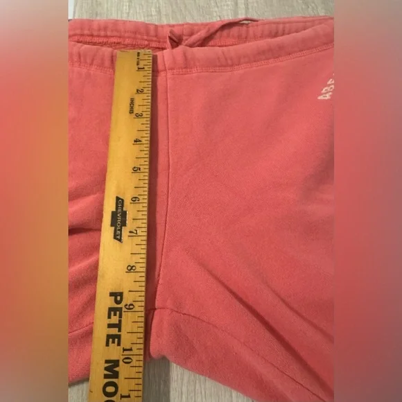 Abercrombie & Fitch Cropped Sweatpants Butt Spell Out Pink y2k 90s Size Medium - Picture 6 of 10